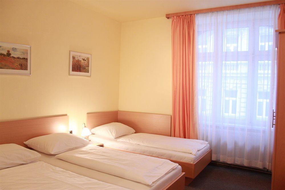 Hotel-Pension Wild Wien Ngoại thất bức ảnh