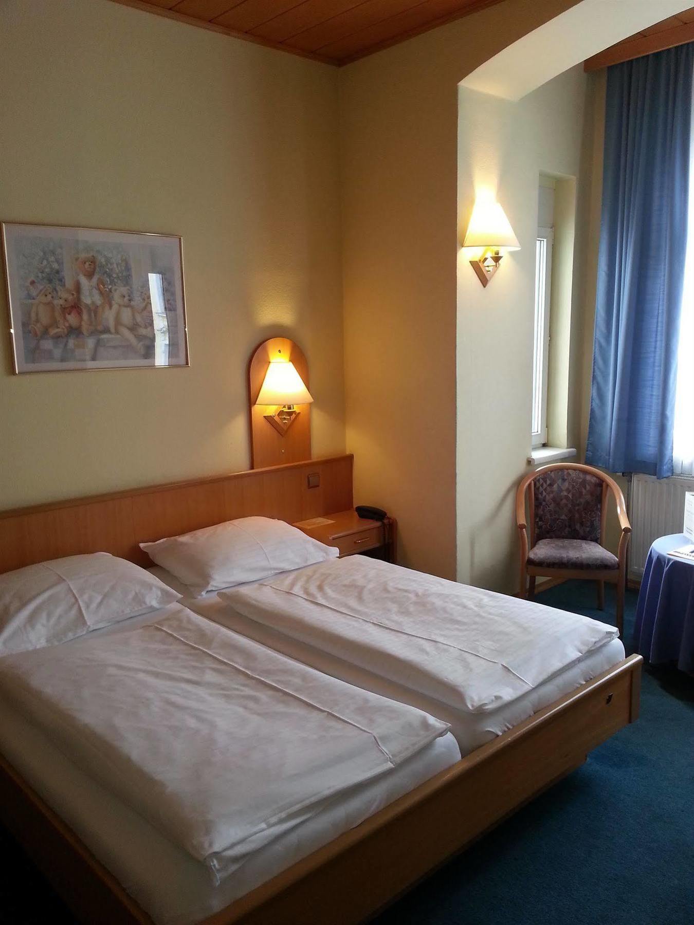 Hotel-Pension Wild Wien Ngoại thất bức ảnh